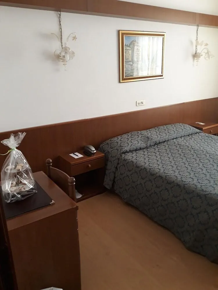 Hotel Florida Lido di Jesolo 4*,