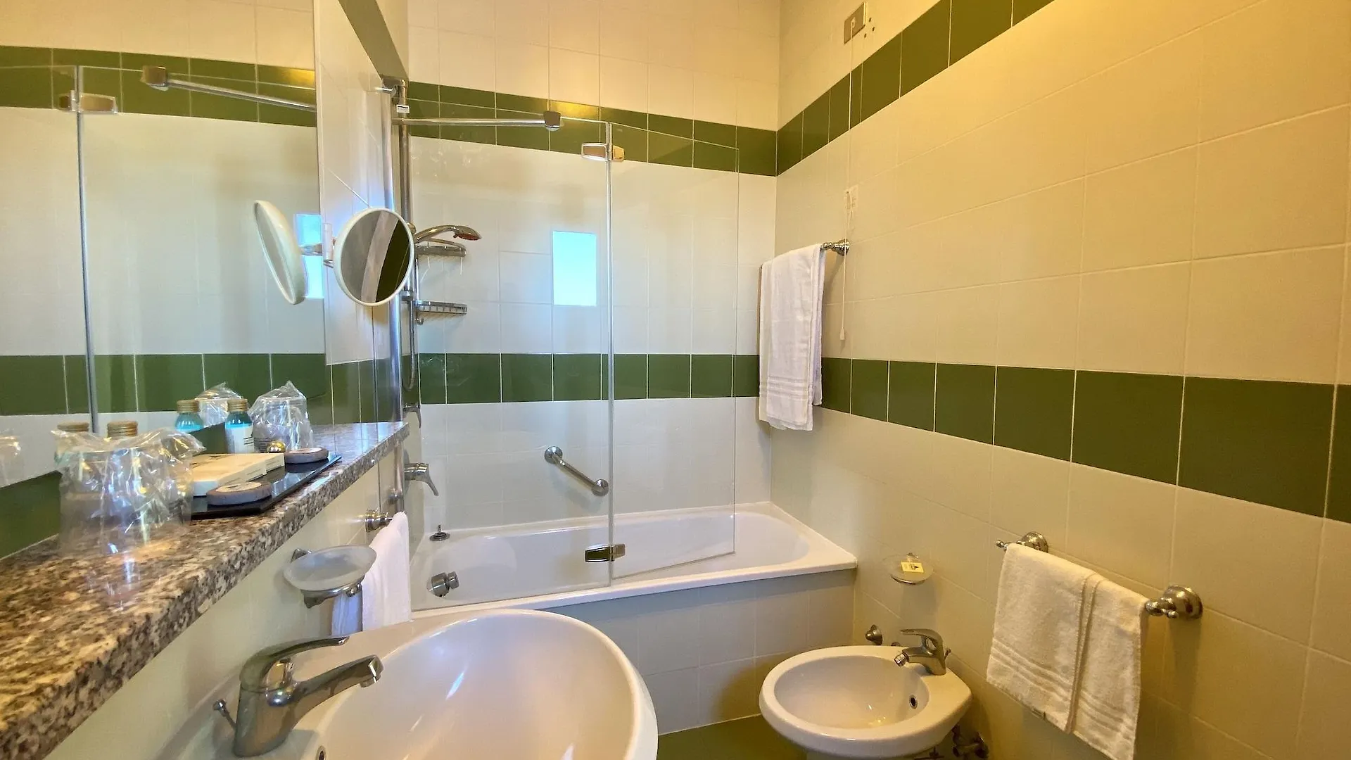 Hotel Florida ليدو دي يسولو إيطاليا