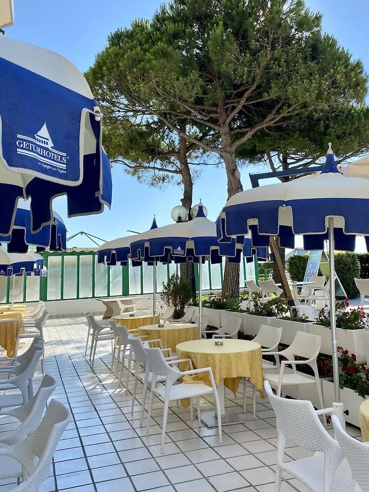 Hotel Florida ليدو دي يسولو